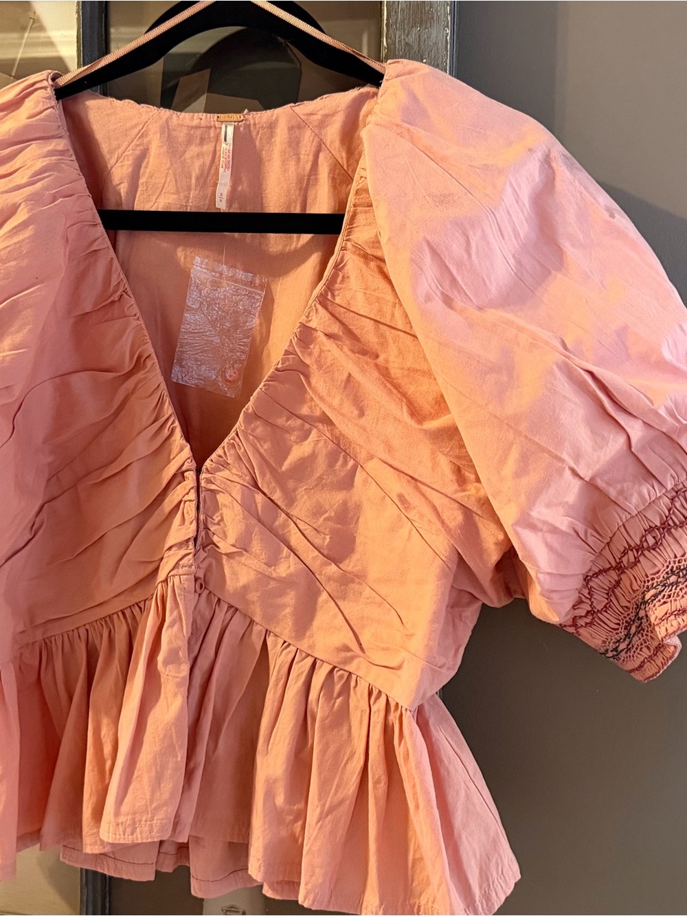 Free People Blush Pink Puff Sleeve Wrap Peplum Cotton Top Size Small NWOT